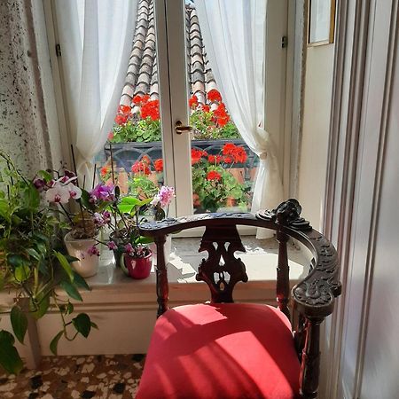 B&B A Le Boteghe Венеция Экстерьер фото