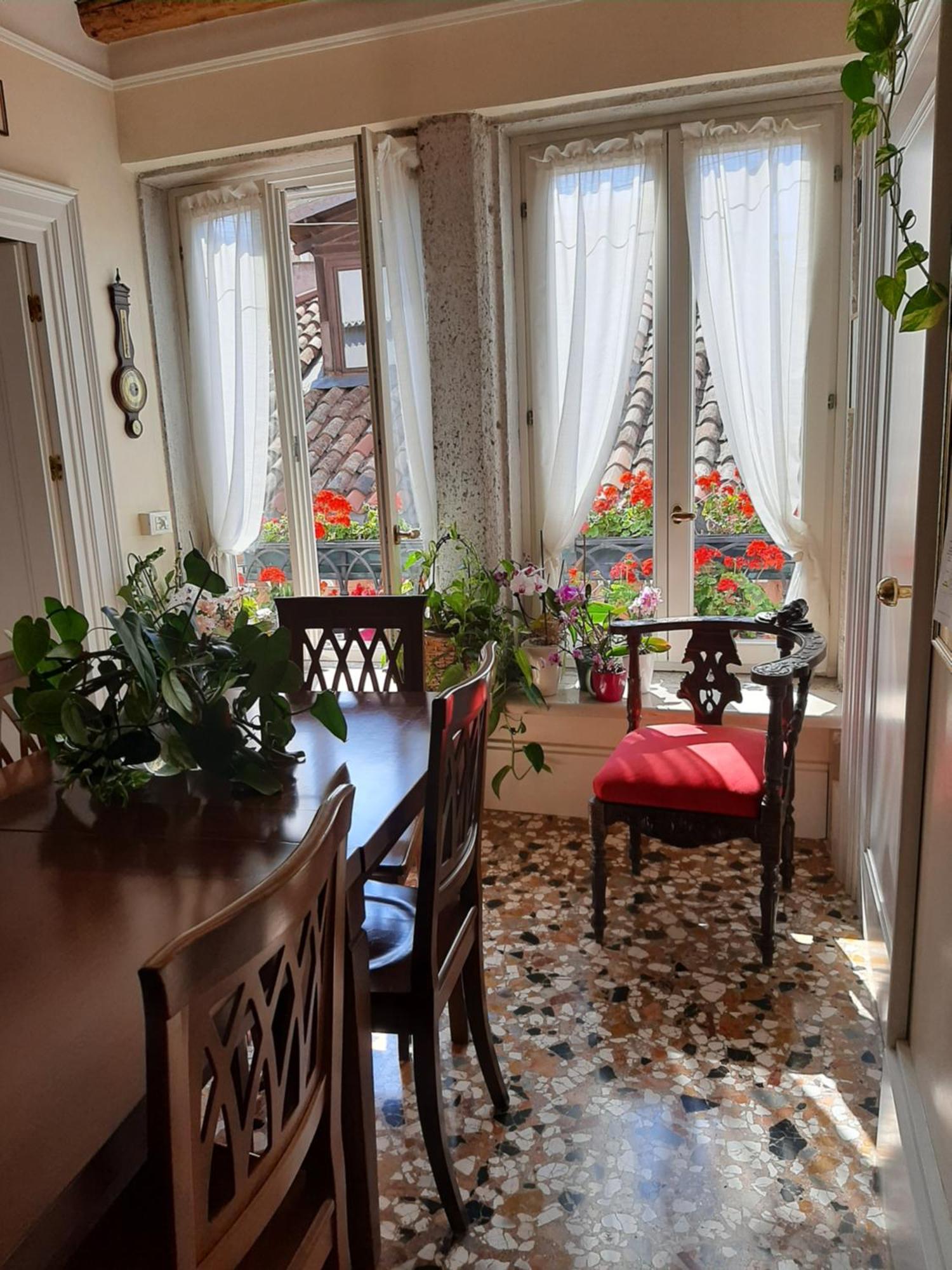 B&B A Le Boteghe Венеция Экстерьер фото